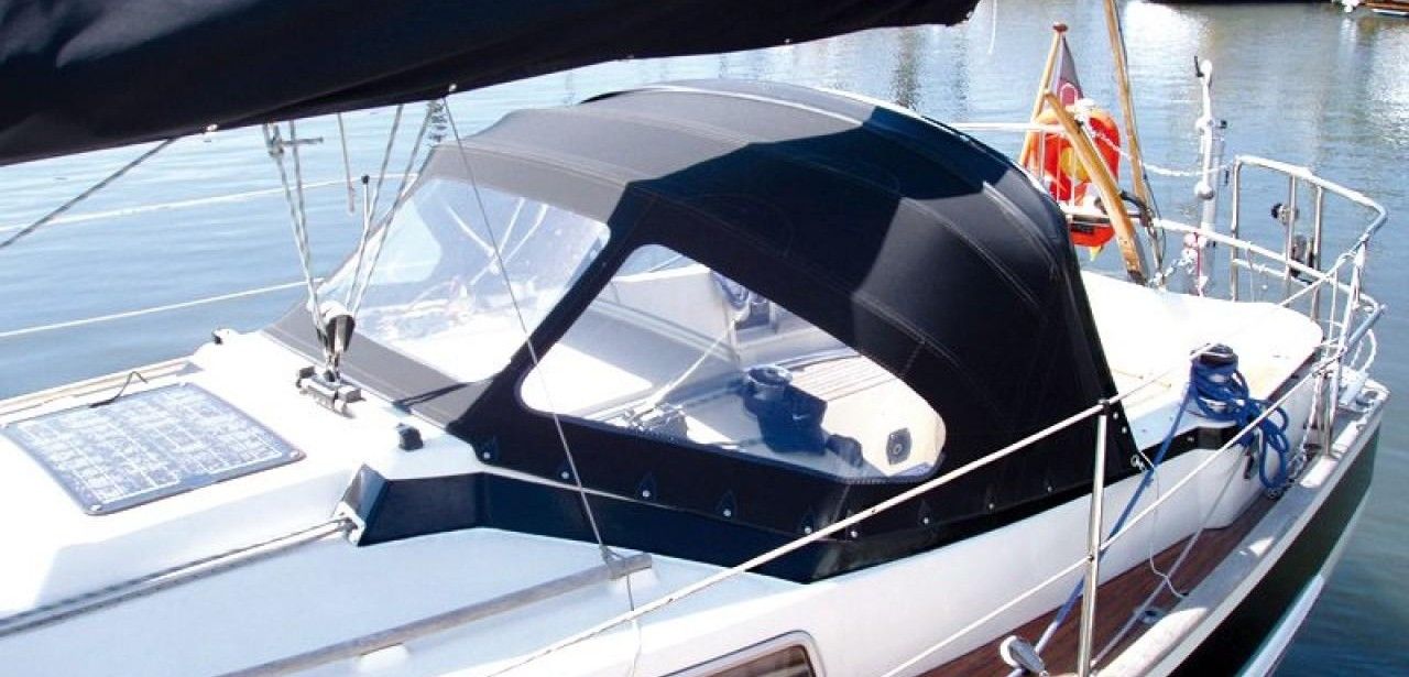 Sunproof Premium-Gewebe schützt zuverlässig vor Regen, Sonneneinstrahlung und (Foto: Robert Lindemann KG)