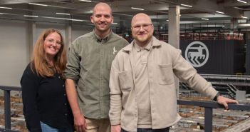 ROSSMANN E-Commerce Lager integriert plastikfreie PapairSheets und PapairBags (Foto: Papair GmbH)