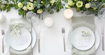 Mocha Mousse erobert 2025 Hochzeitswelt mit minimalistisch nachhaltigem (Foto: AdobeStock - Pixel-Shot - 300198402)
