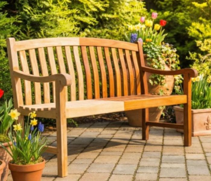 Teakholz vorher nachher - Teakbank ge&ouml;lt mit OLI-NATURA Yacht (Foto: OLI-NATURA &Ouml;le & Wachse)