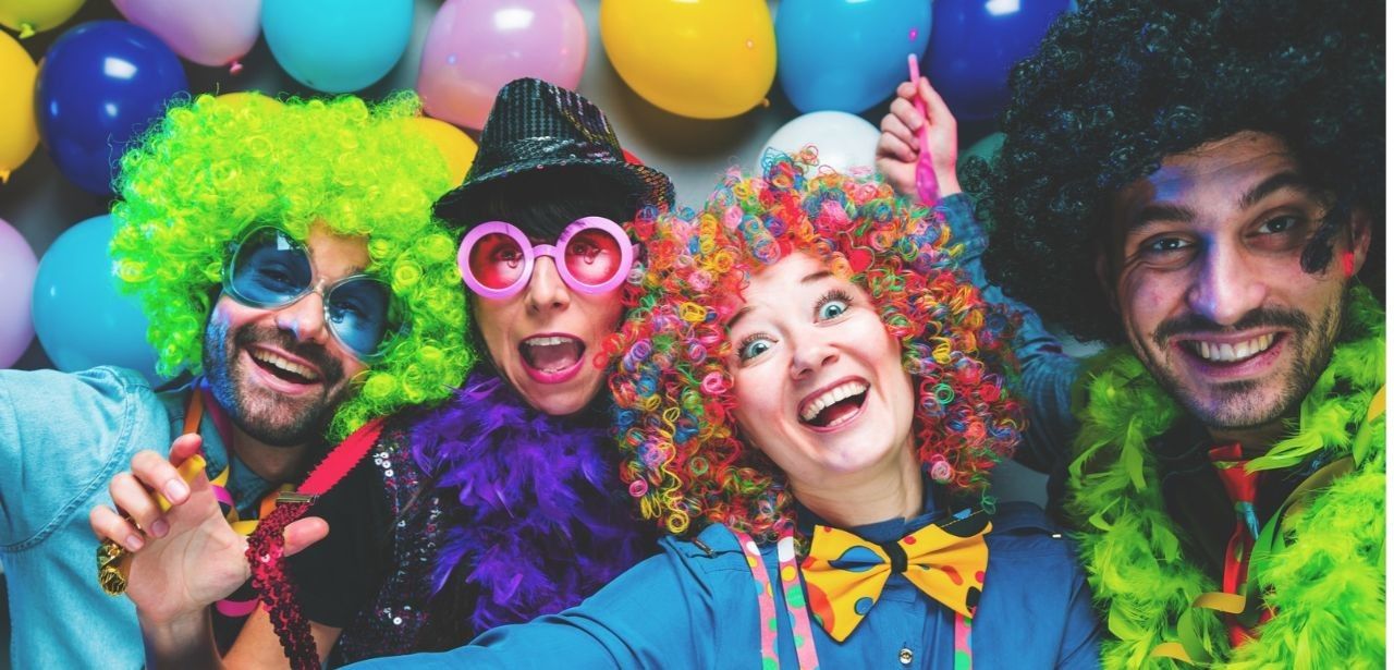 hr sucht Bühnenkünstler für Fastnachtssendung, lädt zum Casting (Foto: AdobeStock - karepa - 247372725)